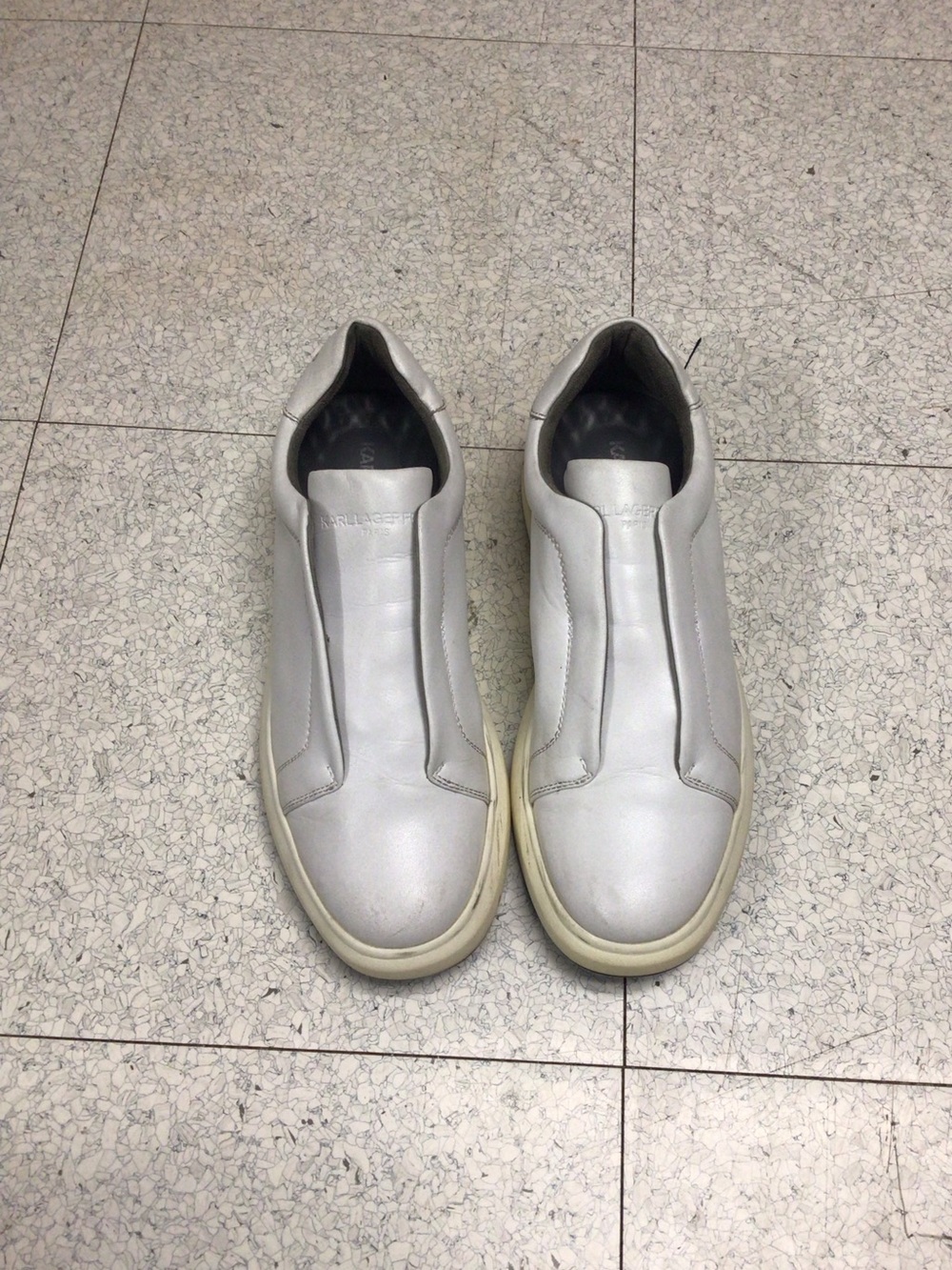 Karl Lagerfeld Paris Real Leather casual Sneakers Shoes Men SZ 8.| MSRP$225
